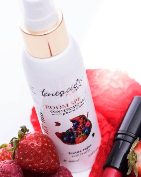 AMBIENTADOR COM FEROMONAS AROMA FRUTOS VERMELHOS 100ML TENTACIÓN PLAY SEX