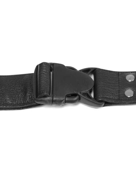 ARNÊS ARTESANAL EM COURO VERMELHO 3 CM/ L LULÚ LAFEM