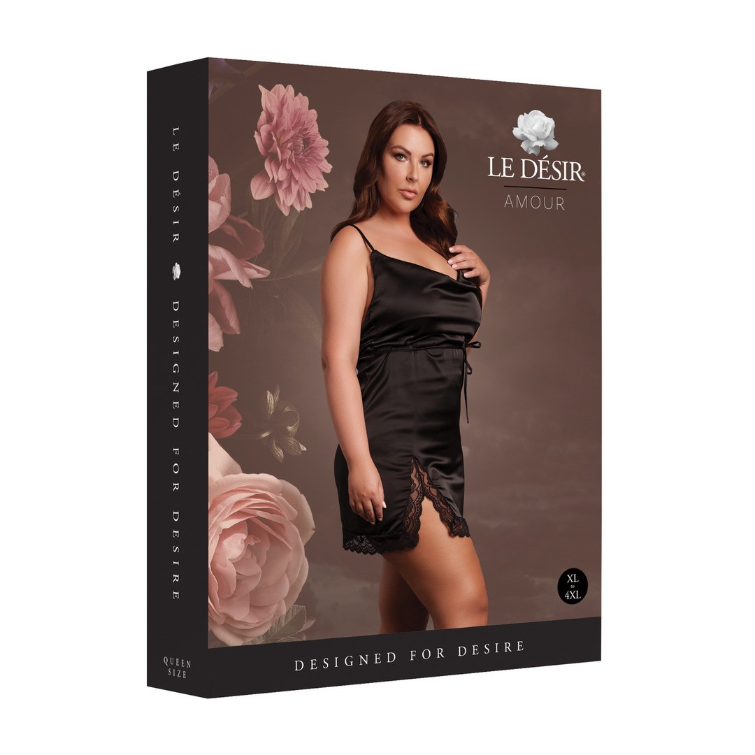 VESTIDO OPEN BACK PRETO TAMANHO QUEEN LE DÉSIR
