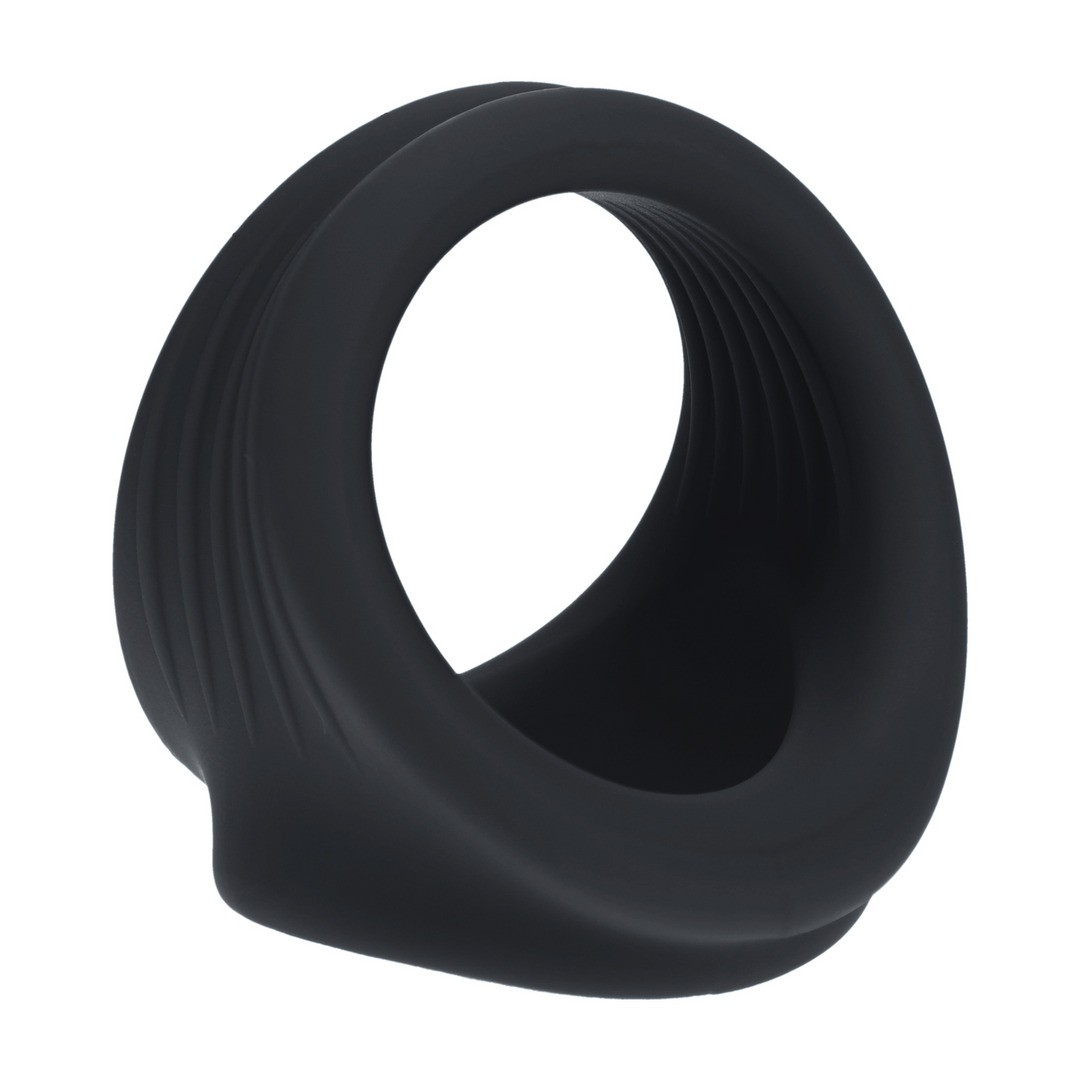 ANEL PARA O PÉNIS E TESTÍCULOS PRETO LEVELZ