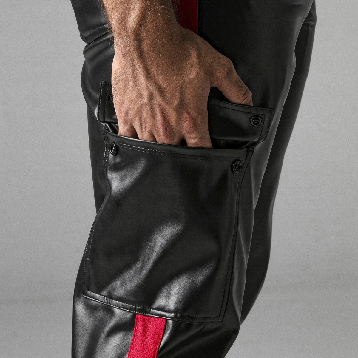 PANTALÓN MASSIVE RUDE LOCKER GEAR ROJO - Image 3