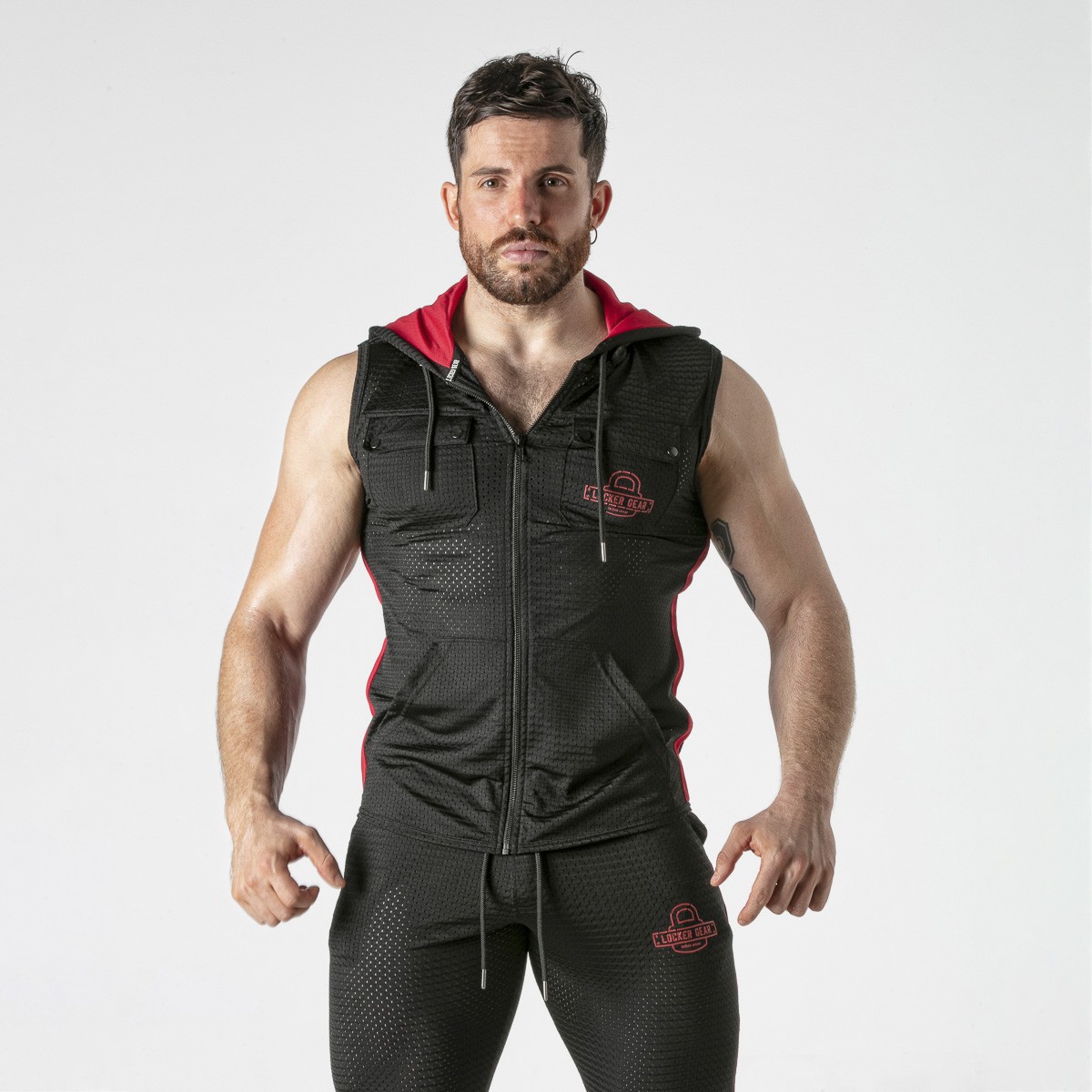 CHALECO HOODY ROJO LOCKER GEAR - Image 8