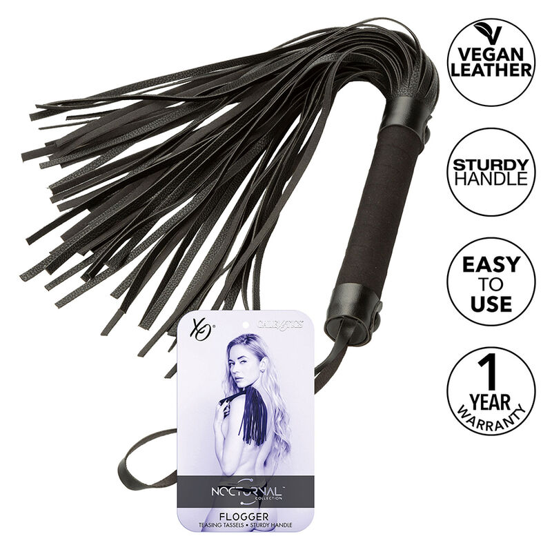 Chicote BDSM CALEXOTICS Nocturnal em couro preto com franjas e correia