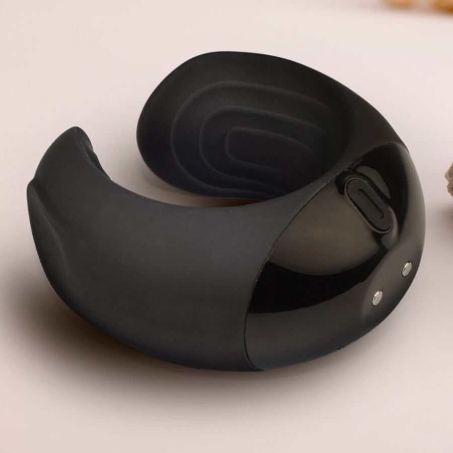 ROCKS- OFF - ECHO MASTURBADOR VIBRADOR NEGRO