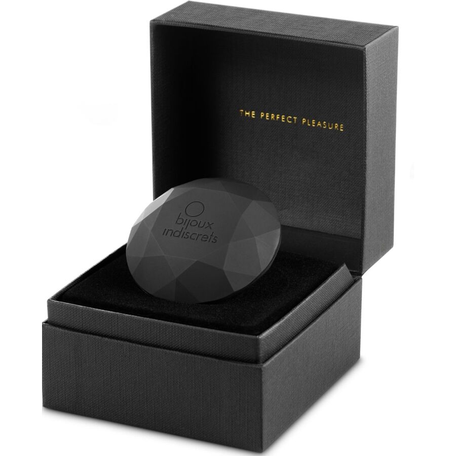 Vibrador clitoriano Twenty One da BIJOUX INDISCRETS em preto mate, com formato de diamante