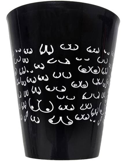 Copo preto reutilizável de 500 ml DIABLO PICANTE com ilustrações brancas de seios